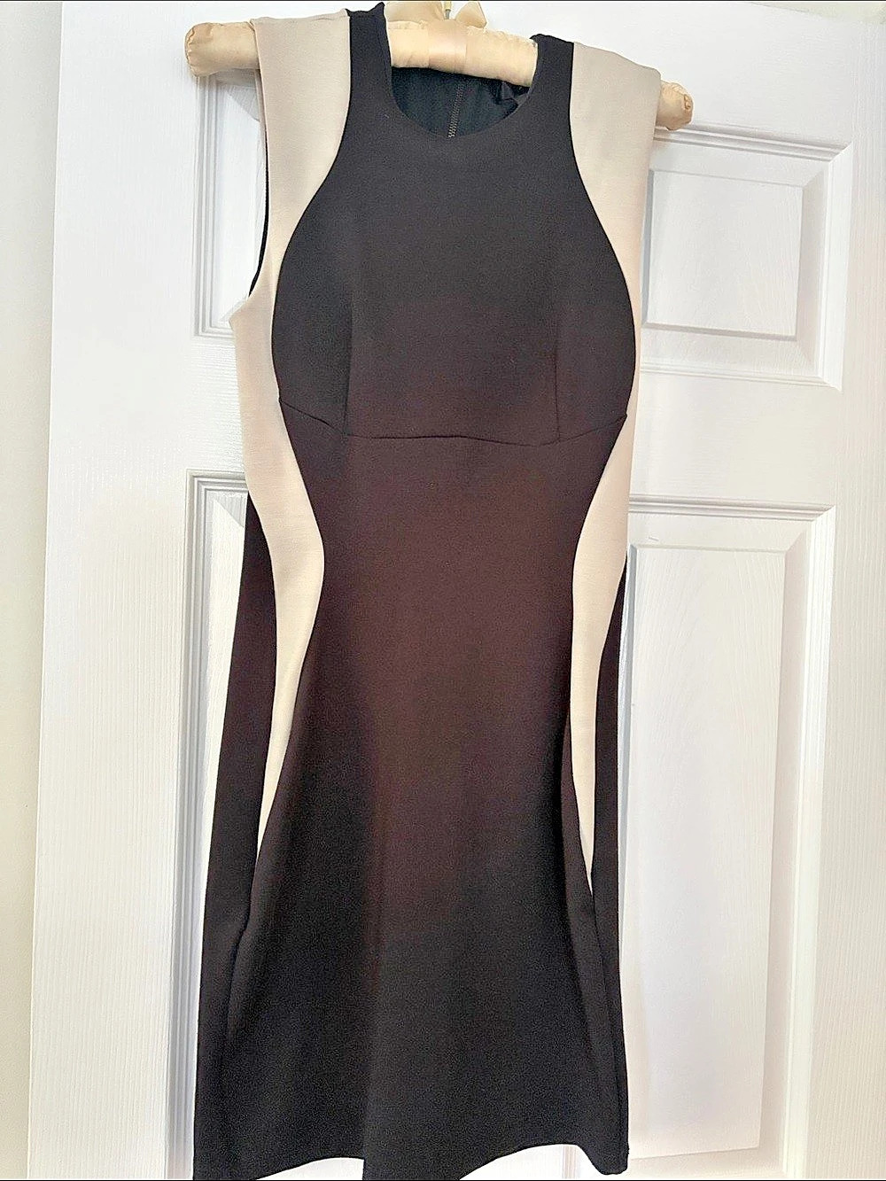 AQUA Color Block Midi Dress Size Small Like New